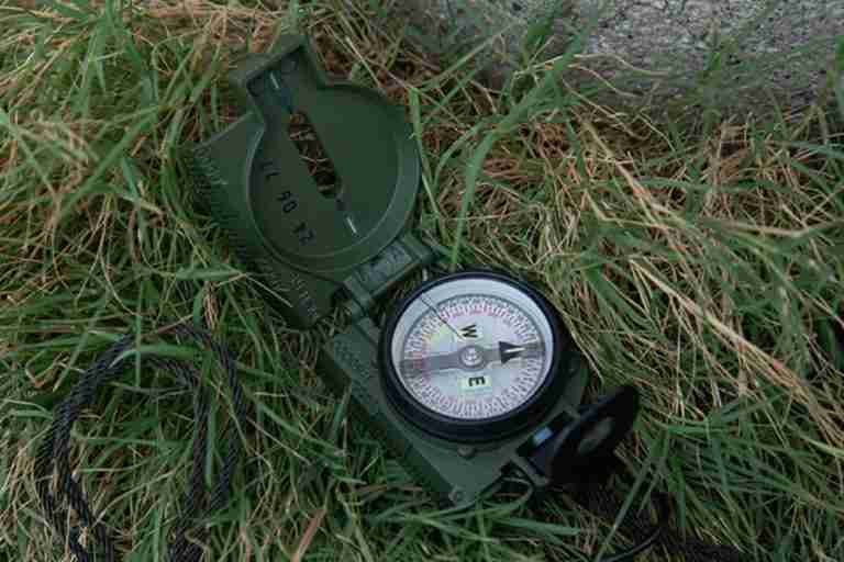 Best Hiking Compasses for Beginners