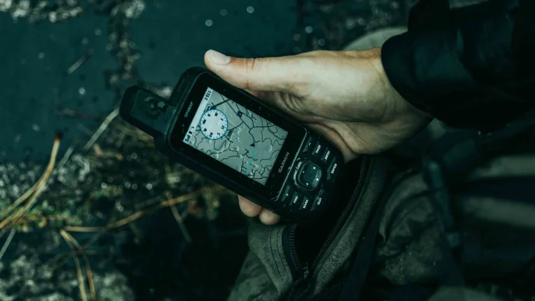 Best Hiking GPS Devices With Offline Maps