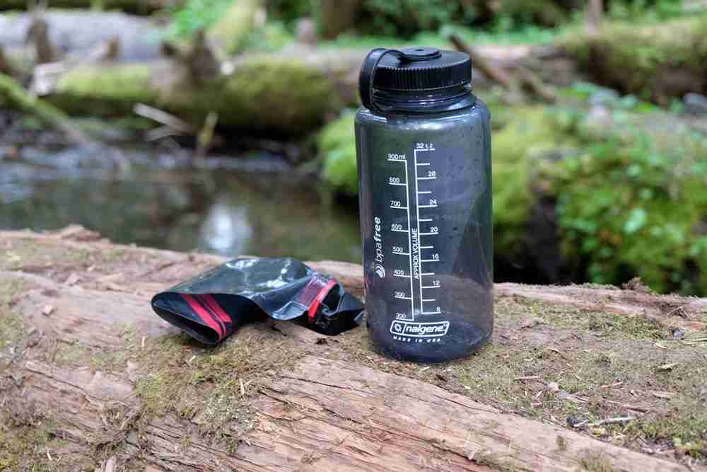 Best Hiking Water Bottles for Long Distances