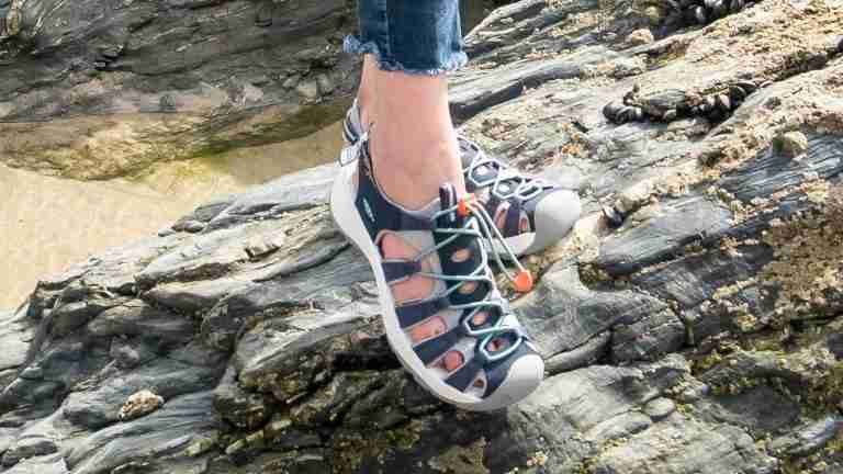 Best Lightweight Hiking Sandals With Arch Support