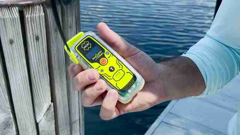 Best Personal Locator Beacons for Hikers