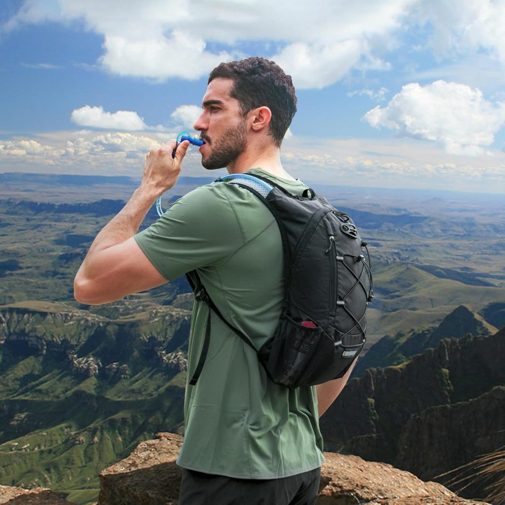 Lightweight Hydration Backpack Running Backpack with 2L Water Bladder